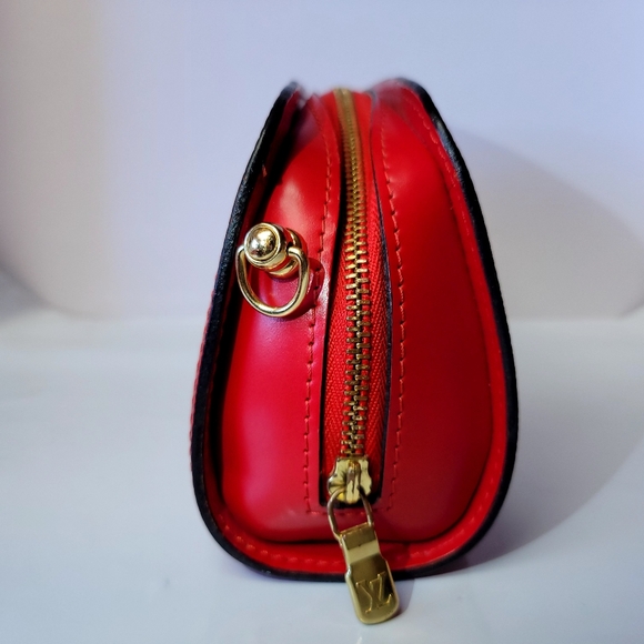 LOUIS VUITTON Epi Dauphine Pouch - Picture 5 of 11